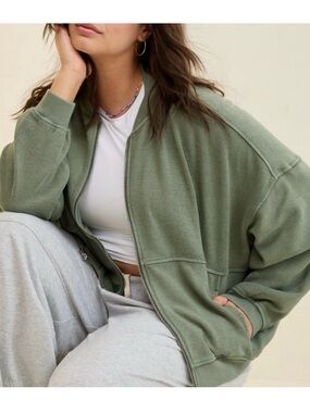 American Eagle Outfitters Olive Green Relaxed Bomber Jacket NWOT